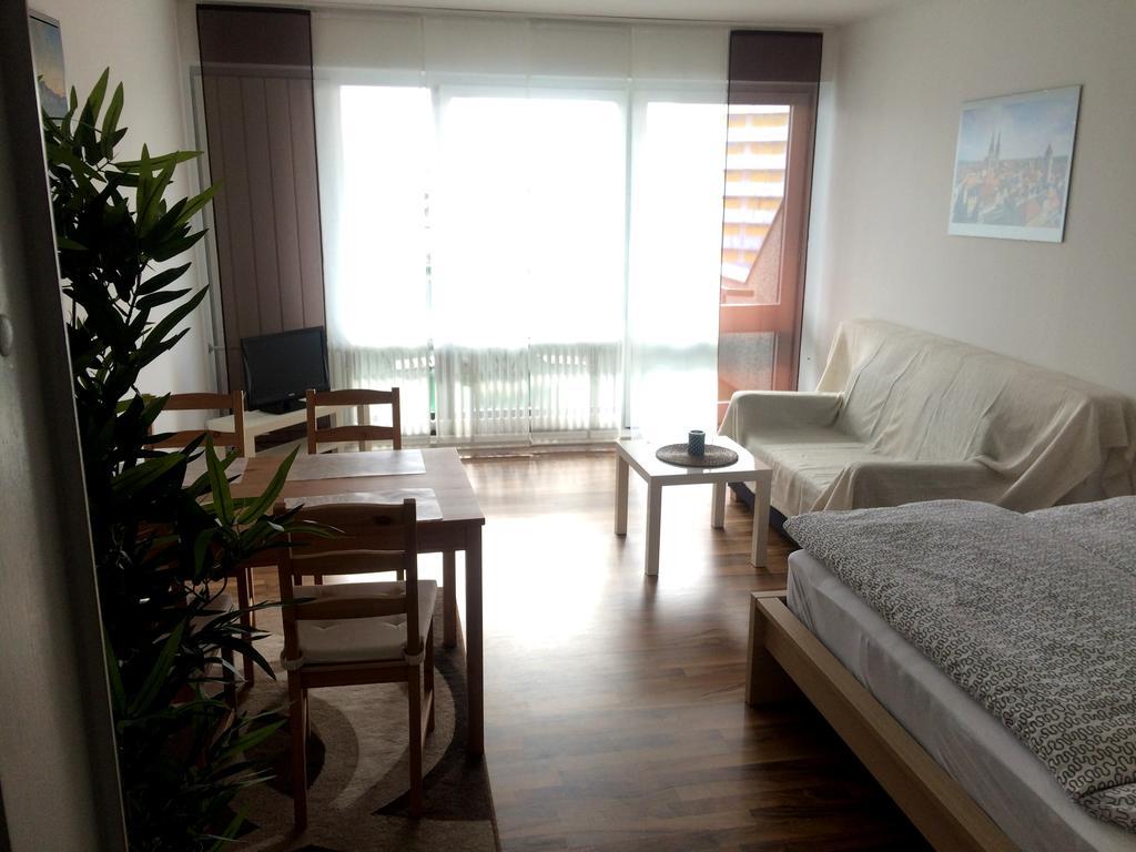 Apartment Westside Regensburg Oda fotoğraf